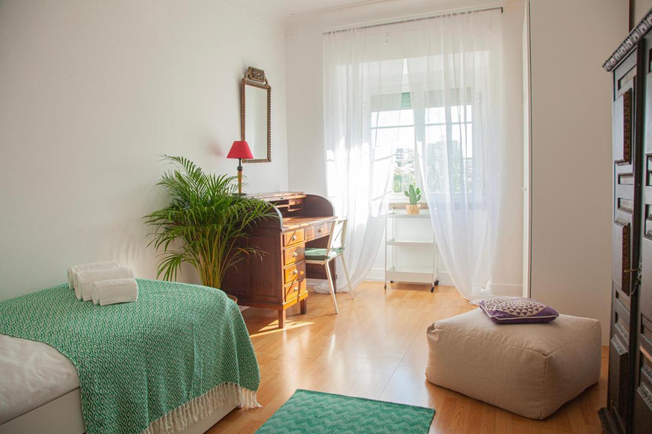 Ola ! Central Lightning Quiet View Garden 10mn Airport * Lisboa